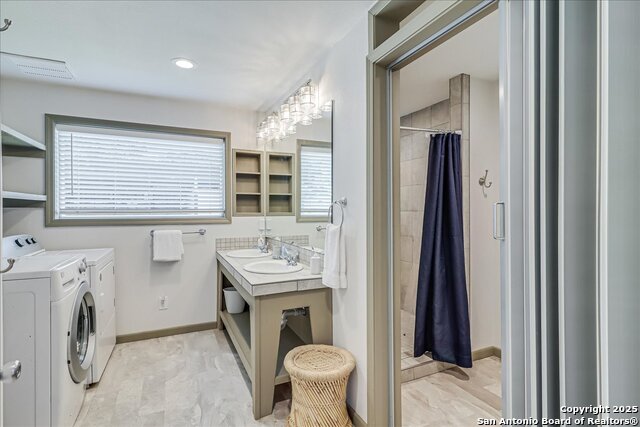 Listing photo id 32 for 6031 Loop 1781