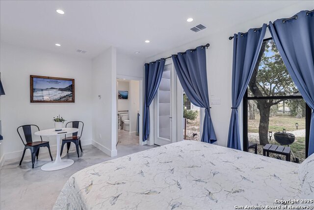 Listing photo id 37 for 6031 Loop 1781