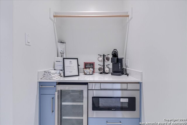 Listing photo id 39 for 6031 Loop 1781