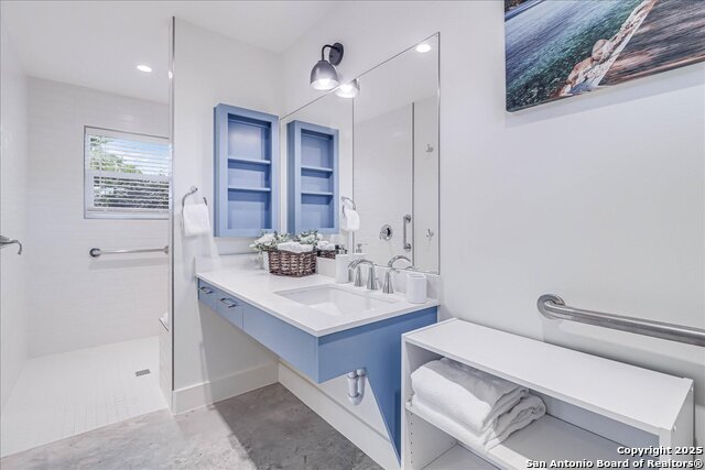 Listing photo id 40 for 6031 Loop 1781