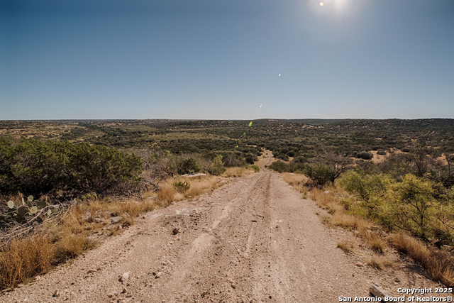 Listing photo id 14 for 2205 Sd 45700