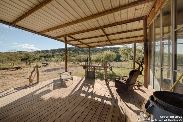 Listing photo id 18 for 2205 Sd 45700