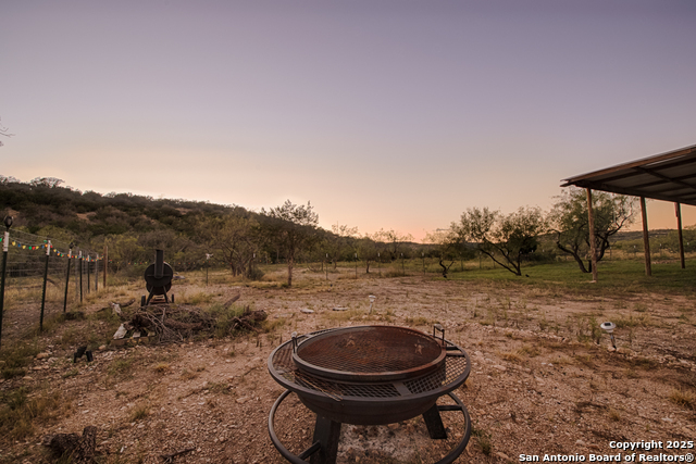 Listing photo id 4 for 2205 Sd 45700