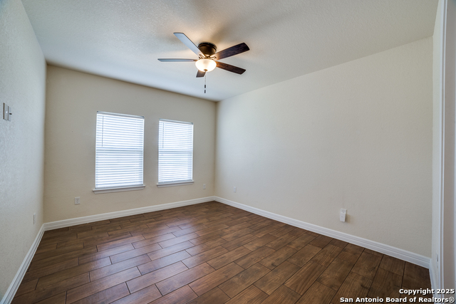 Image 18 of 26 For 100 Short Meadow W