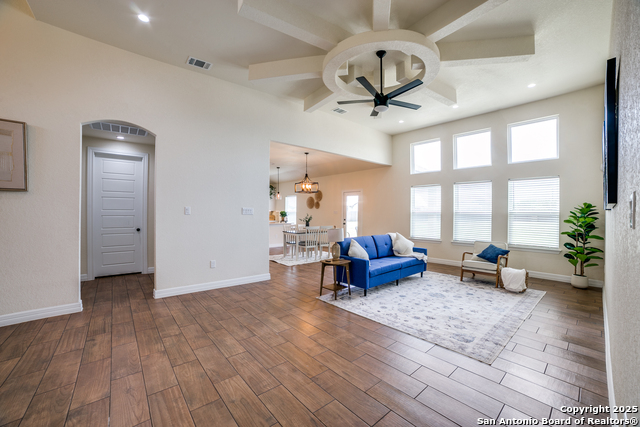 Image 8 of 26 For 100 Short Meadow W