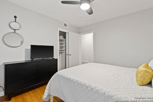 Image 23 of 40 For 2911 Old Ranch