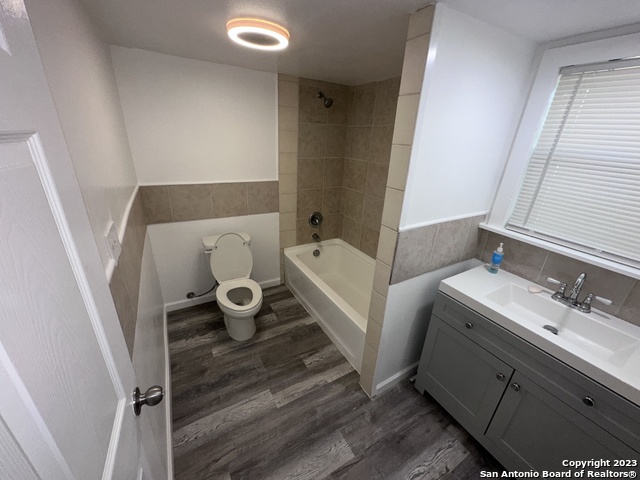 Image 10 of 10 For 1615 Amanda