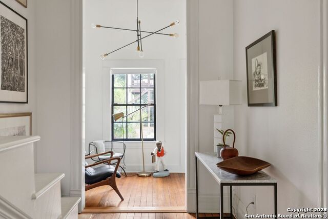 Image 28 of 63 For 227 Claudia St