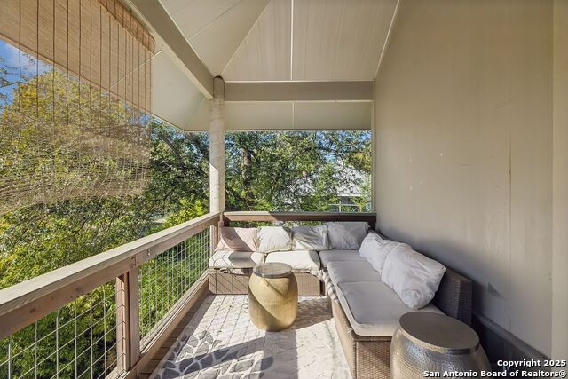 Image 36 of 63 For 227 Claudia St