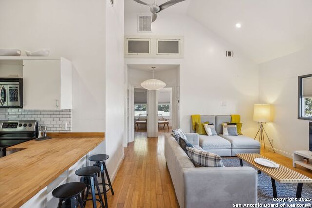 Image 46 of 63 For 227 Claudia St