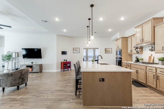 Image 10 of 37 For 22834 Evangeline