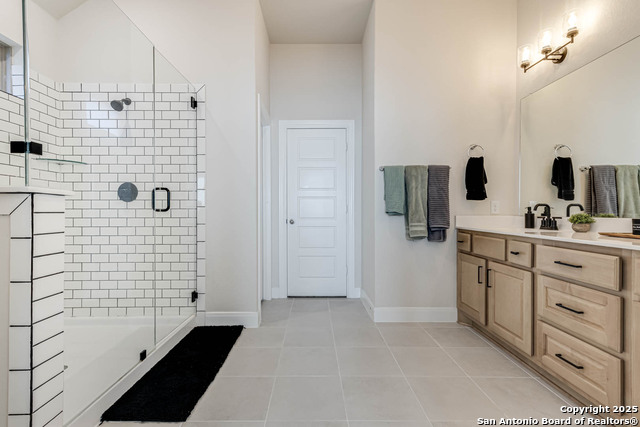 Image 23 of 37 For 22834 Evangeline