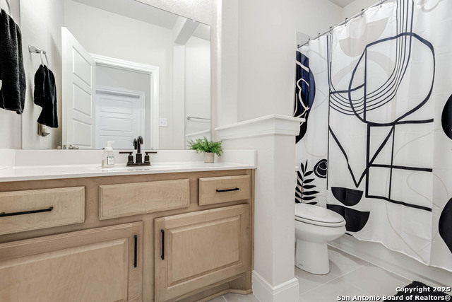 Image 27 of 37 For 22834 Evangeline