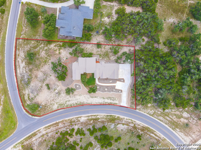 Image 2 of 49 For 3105 Comal  