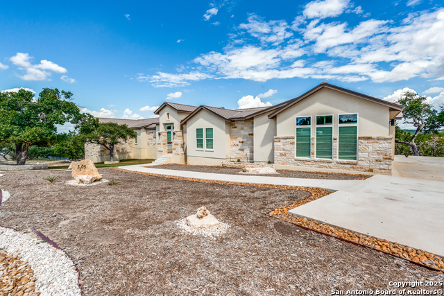 Image 5 of 49 For 3105 Comal  