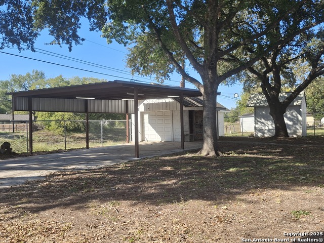 Image 31 of 34 For 3601 Vinecrest