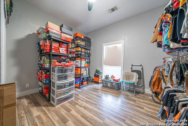 Image 12 of 22 For 535 Denver  