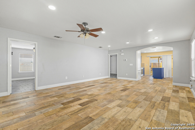 Image 5 of 25 For 3431 Calico Corner