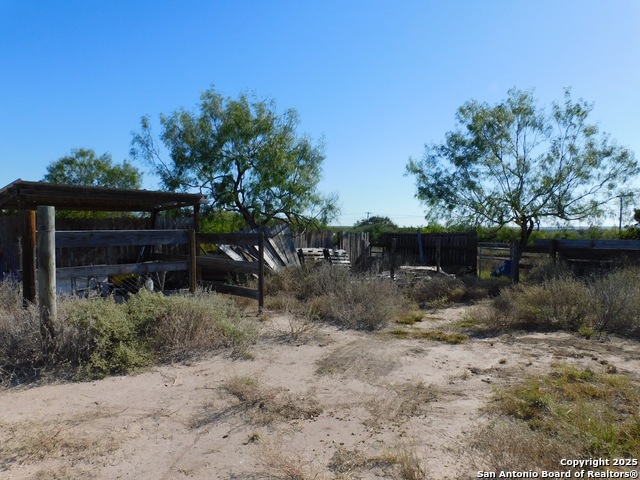 Image 19 of 30 For 653 South Hwy 59