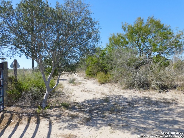 Image 4 of 30 For 653 South Hwy 59