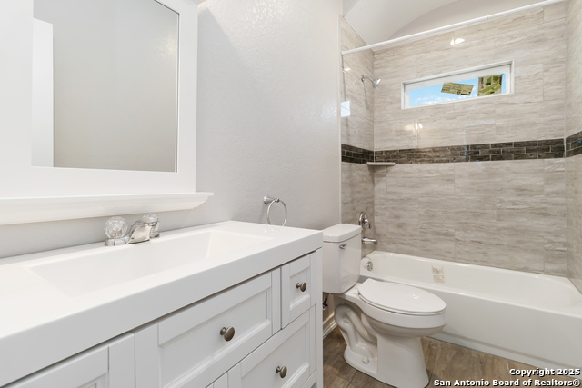 Image 28 of 34 For 1611 Santa Rita