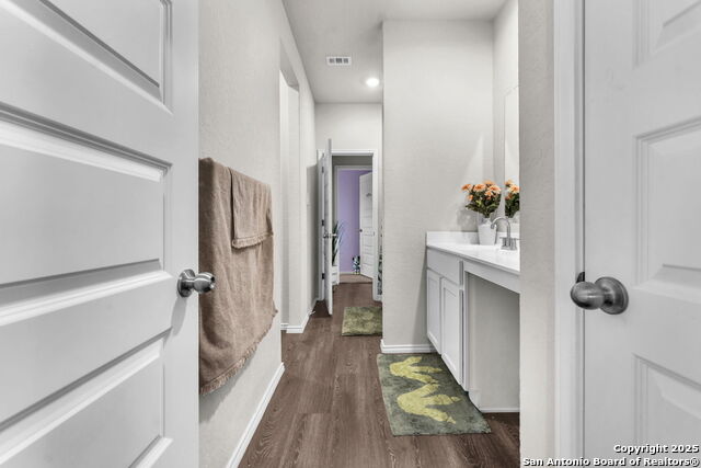 Image 11 of 49 For 10419 Goose Way