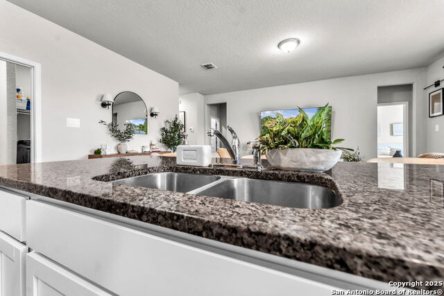 Image 28 of 49 For 10419 Goose Way