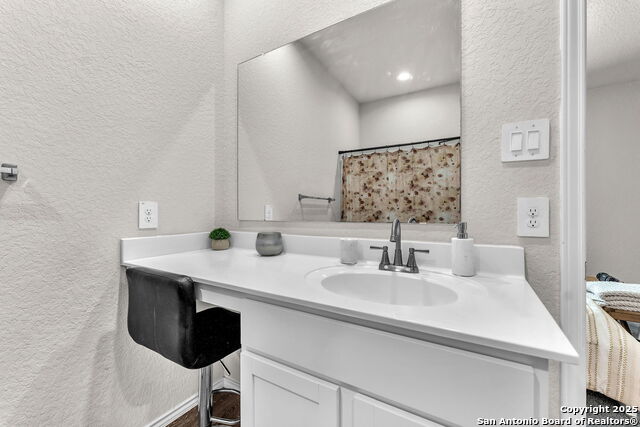 Image 39 of 49 For 10419 Goose Way