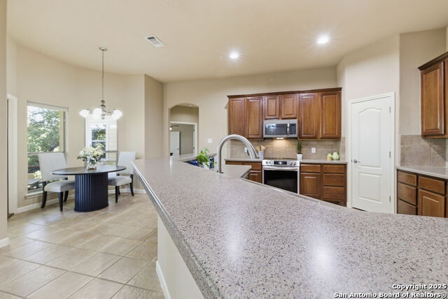 Image 17 of 59 For 2291 Frontier