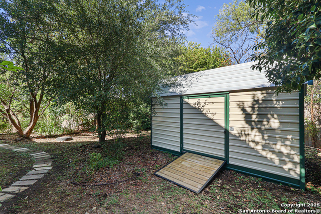 Image 31 of 36 For 212 National