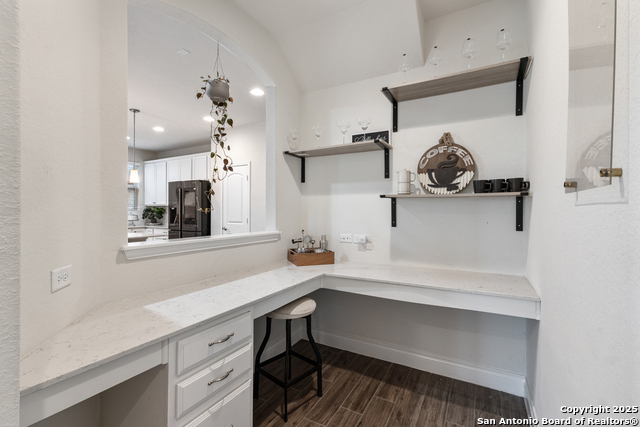 Image 18 of 42 For 10438 Swayback Ranch