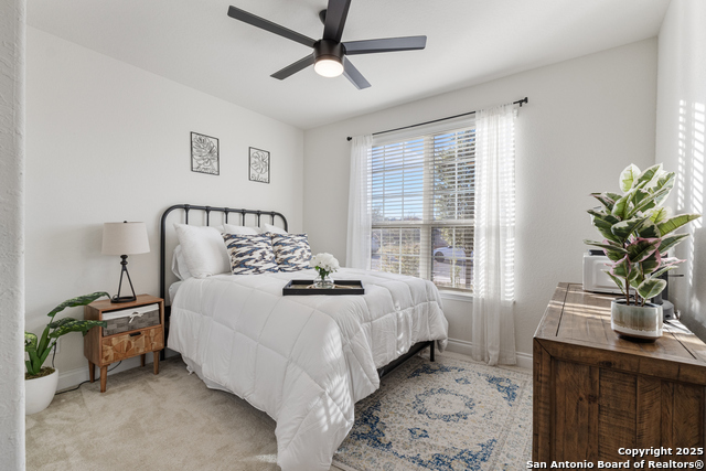 Image 23 of 42 For 10438 Swayback Ranch