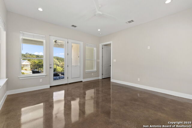 Listing photo id 16 for 20803 Purple Finch