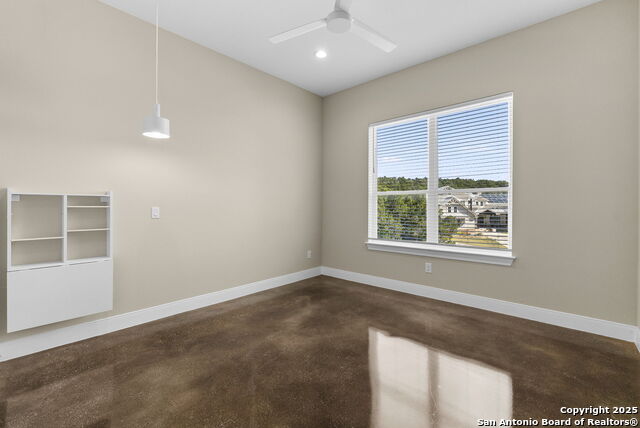 Listing photo id 21 for 20803 Purple Finch