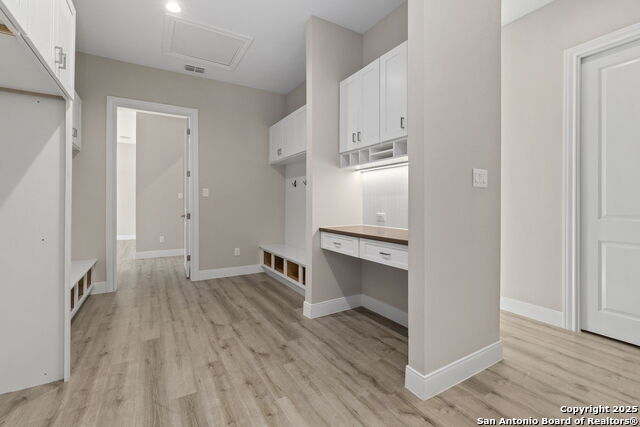 Listing photo id 31 for 20803 Purple Finch