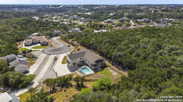 Listing photo id 2 for 20803 Purple Finch