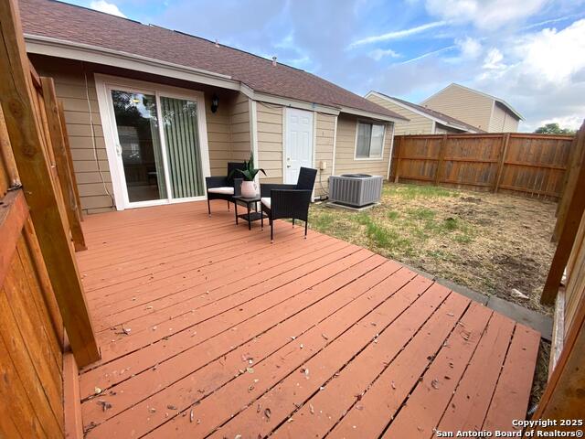 Image 20 of 22 For 9140 Timber Unit 2901