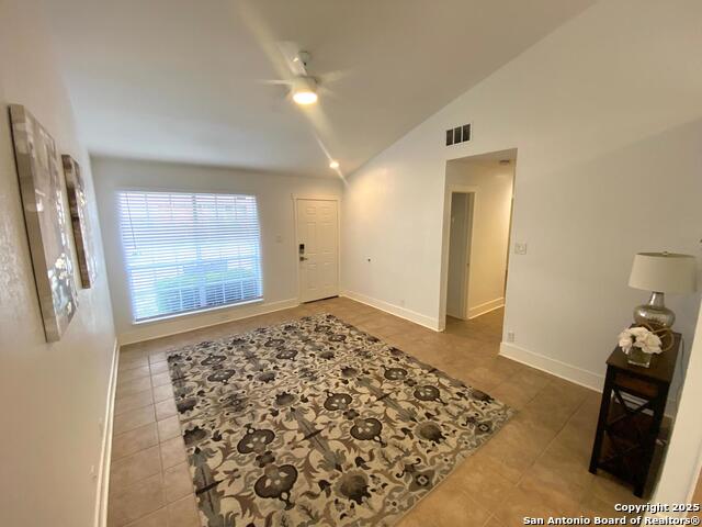 Image 5 of 22 For 9140 Timber Unit 2901