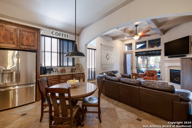 Image 10 of 30 For 546 Mission Hill