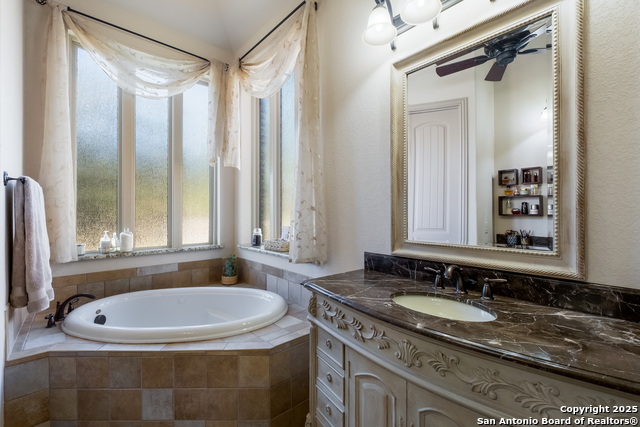 Image 19 of 30 For 546 Mission Hill