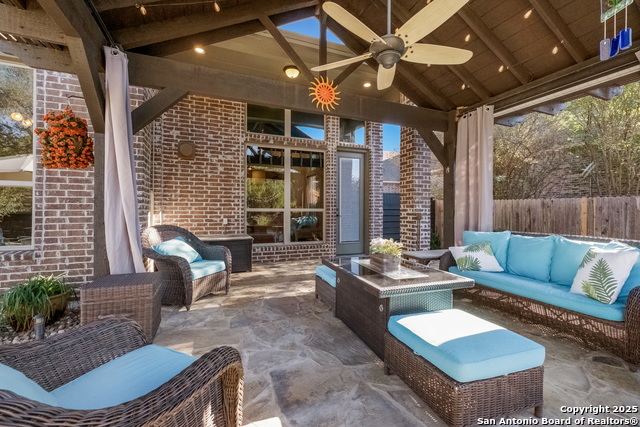 Image 26 of 30 For 546 Mission Hill