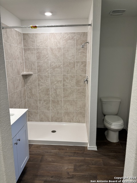 Image 11 of 24 For 5119 Blind Shot