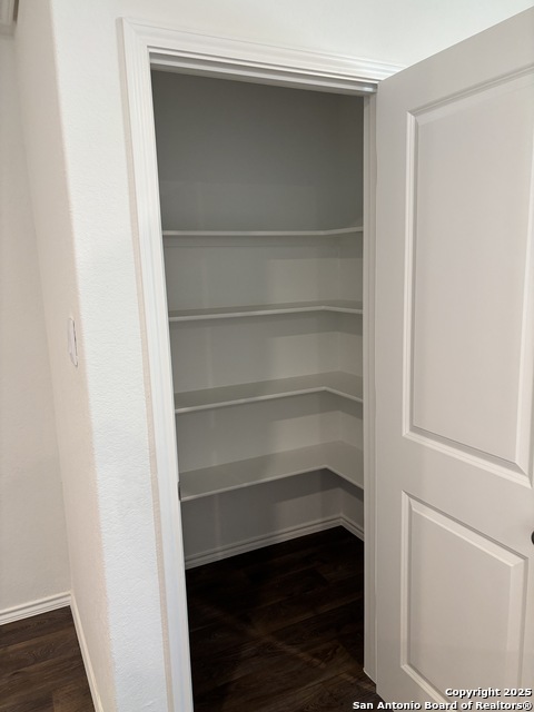 Image 15 of 24 For 5119 Blind Shot