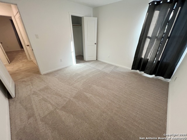 Image 23 of 40 For 9019 Lunar Cove