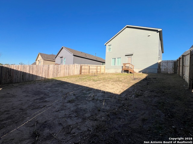 Image 36 of 40 For 9019 Lunar Cove