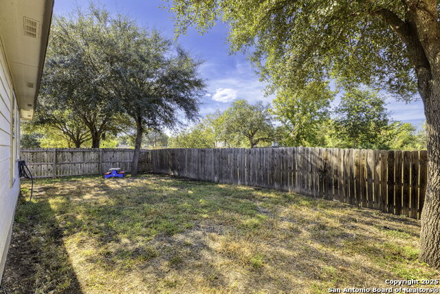 Image 22 of 24 For 16611 Emerald