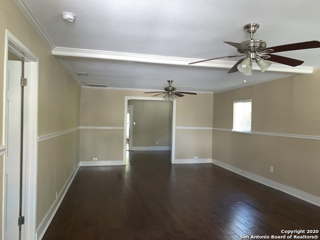 Image 5 of 13 For 316 Myrtle St E