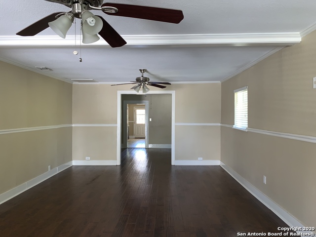 Image 6 of 13 For 316 Myrtle St E