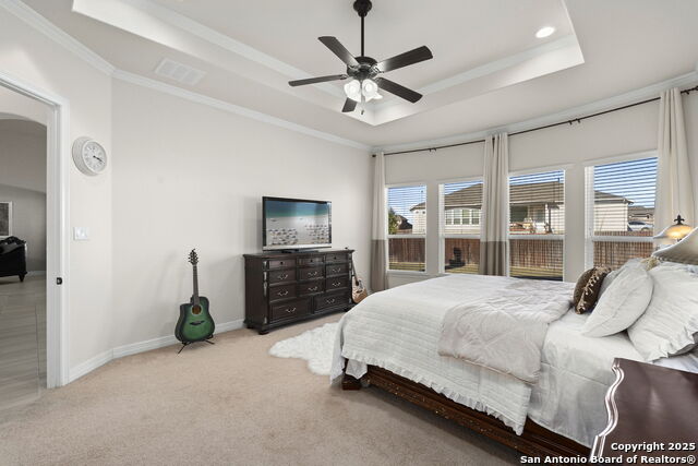 Listing photo id 14 for 7008 Derek Ct