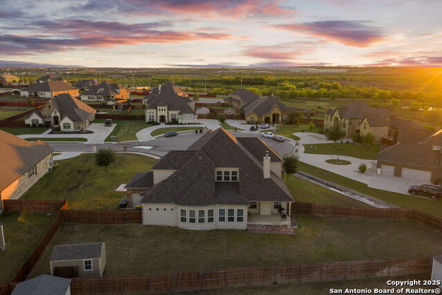 Listing photo id 42 for 7008 Derek Ct